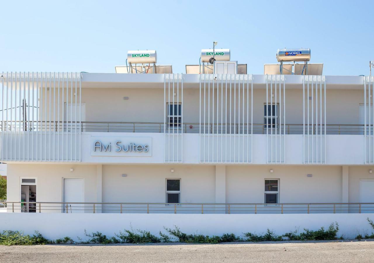 Apartament Avi